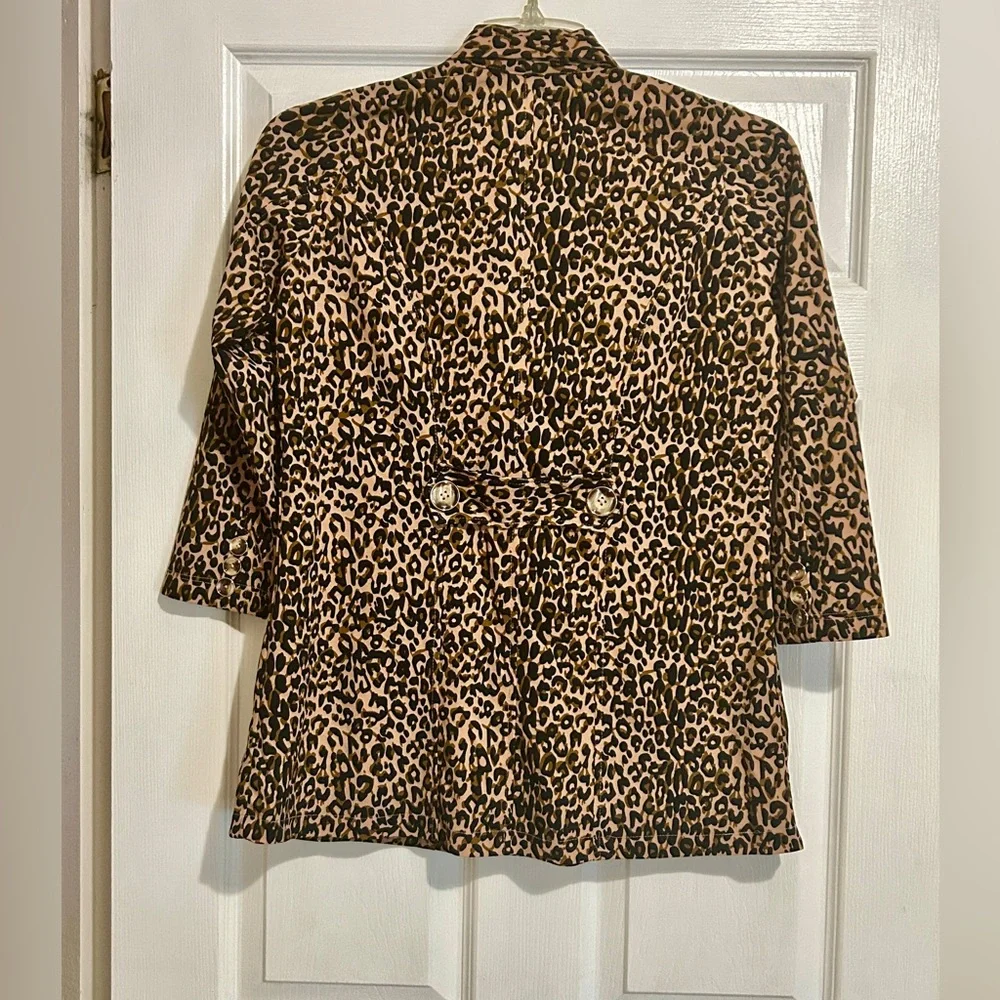 Leopard Print Women's Jacket - Picture 3 of 5